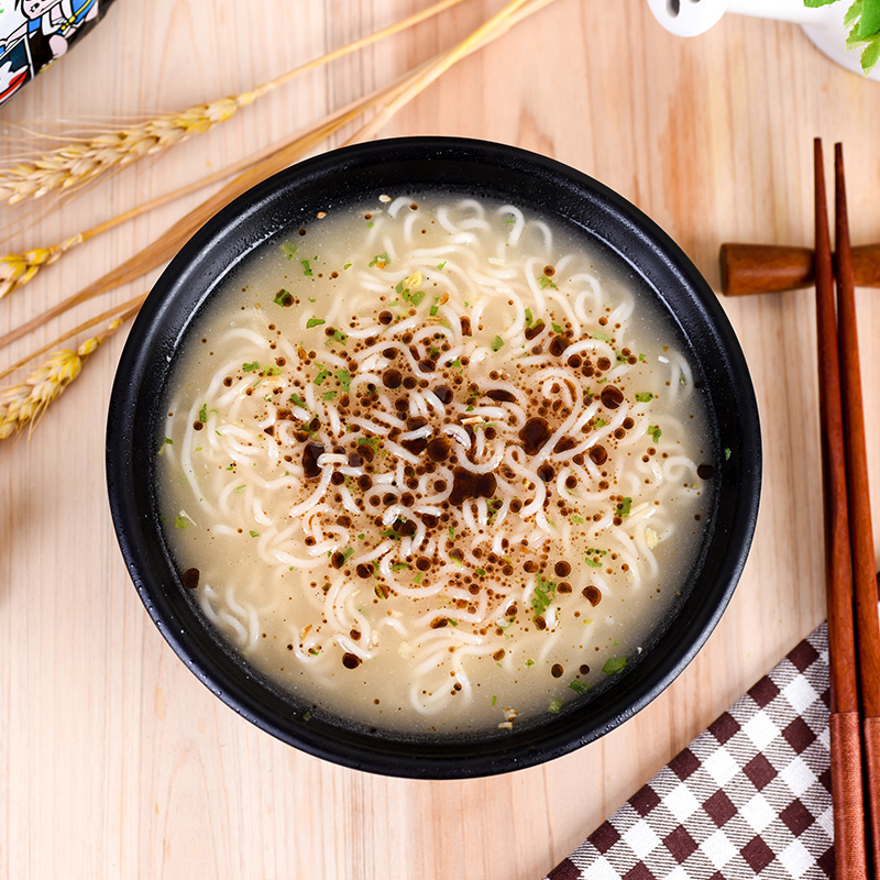 Nissin Instant Noodle （Black Garlic Oil Tonkotsu Flavour）